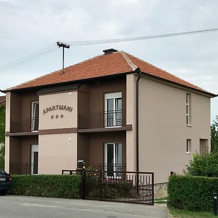 Apartmani Matosevic Ivankovo エクステリア 写真