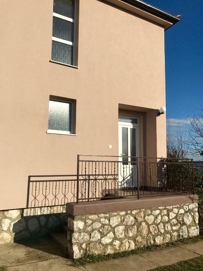 Apartmani Matosevic Ivankovo エクステリア 写真