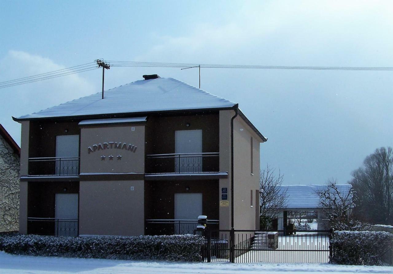 Apartmani Matosevic Ivankovo エクステリア 写真